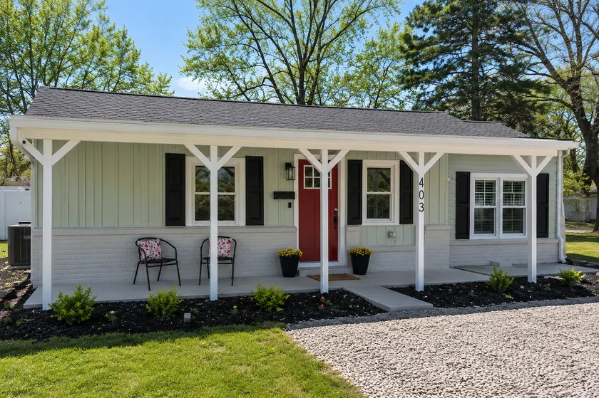 Noble Nest | Fenced Yard + Grill | Downtown Selma - Image 1