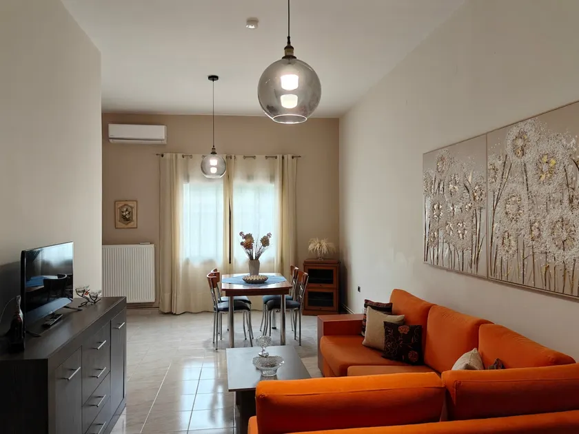 Eretria Central Home - Image 1