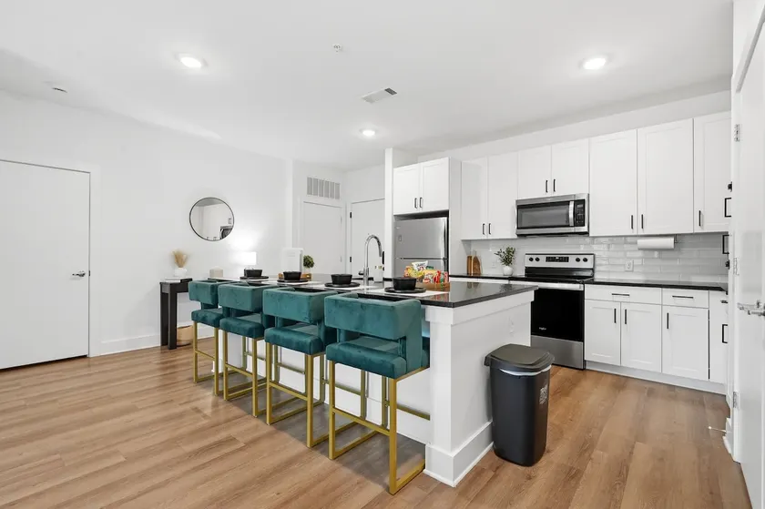 Luxury 2BR | Minutes to Downtown | BeltLine access - Image 1
