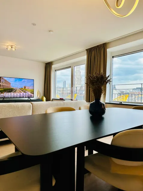 Unique 2 bd Apartment - Grand place view - Image 1