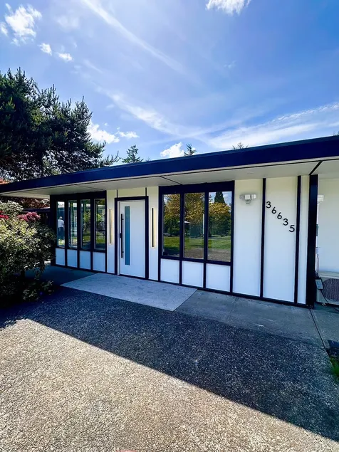 The Auburn Retreat - Image 1