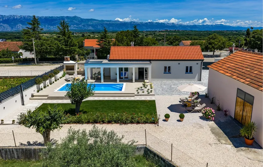 Villa Olivara near Zadar - Image 1