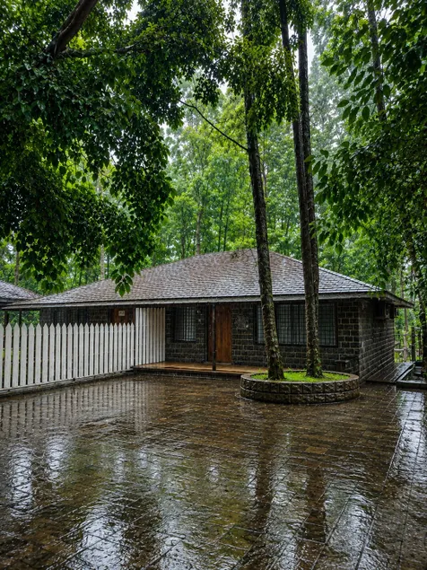 Savali:PrivateVilla|BBQ|Karaoke|Backwater|Boating - Image 1