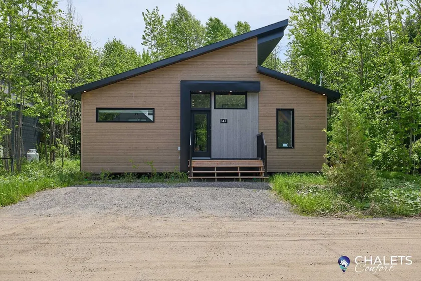 Astral - Hot tub, Golf and Pet friendly - Image 1