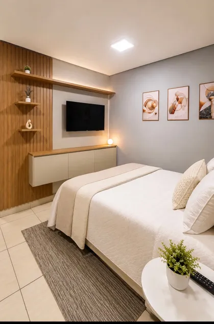 104 Compact Apartment, Privacy and Good Location - Image 1