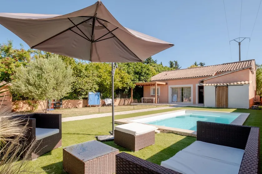 La Villa Romana pour 12 personnes avec piscine privée à Nimes - Image 1