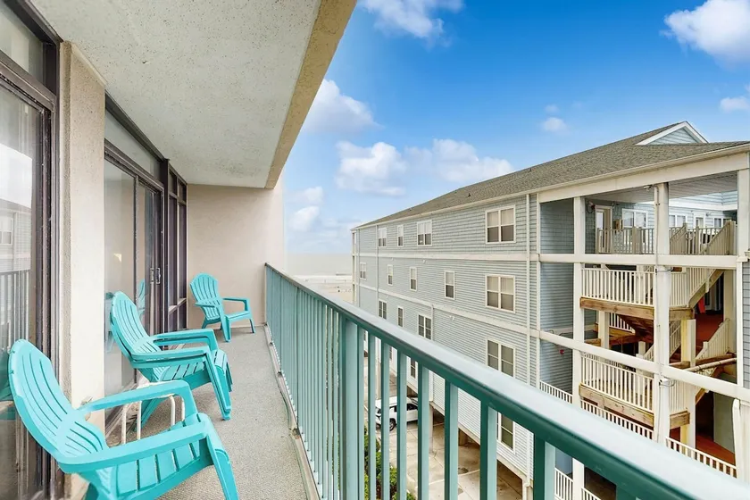 Verandas By Elliott Beach Rentals - Image 1