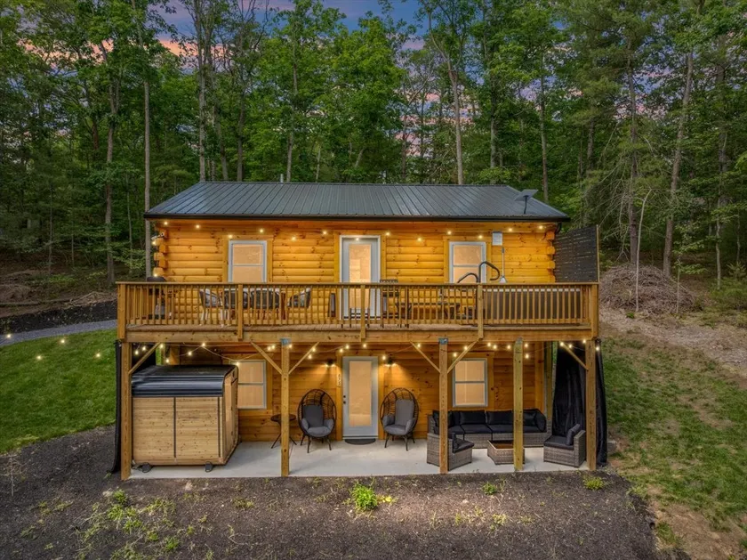 Major's Retreat, Hot Tub, Sauna, Games, Near Bryce - Image 1