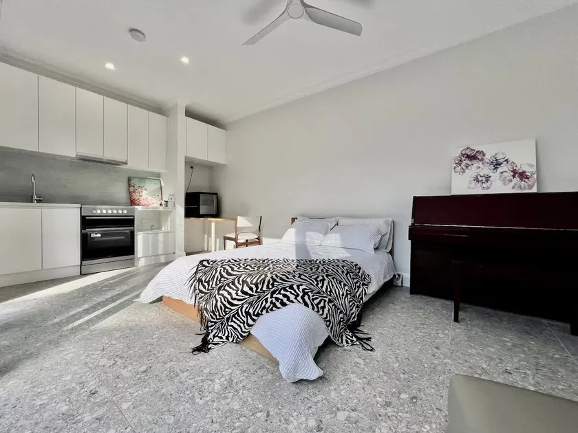 Brand-New Stylish Home* FREE Security Parking - Image 1