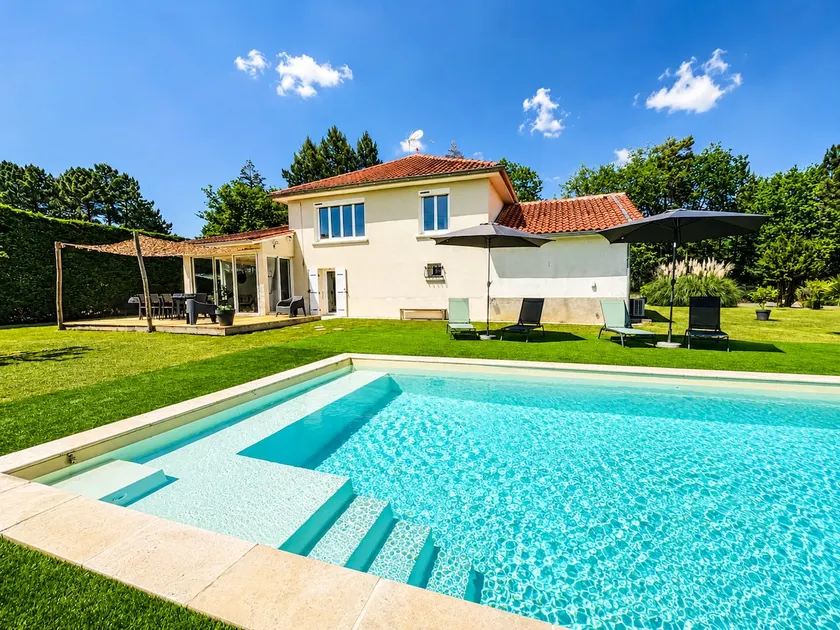 Beautiful renovated Chai with pool in Périgord Blanc - Image 1