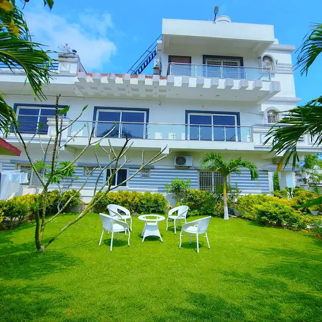 Luxury 6BHK Villa | Beach, Greenery & Relaxation - Image 1