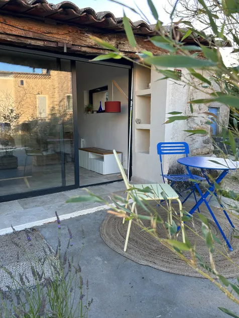 Cottage in Provence with terrace - Image 1