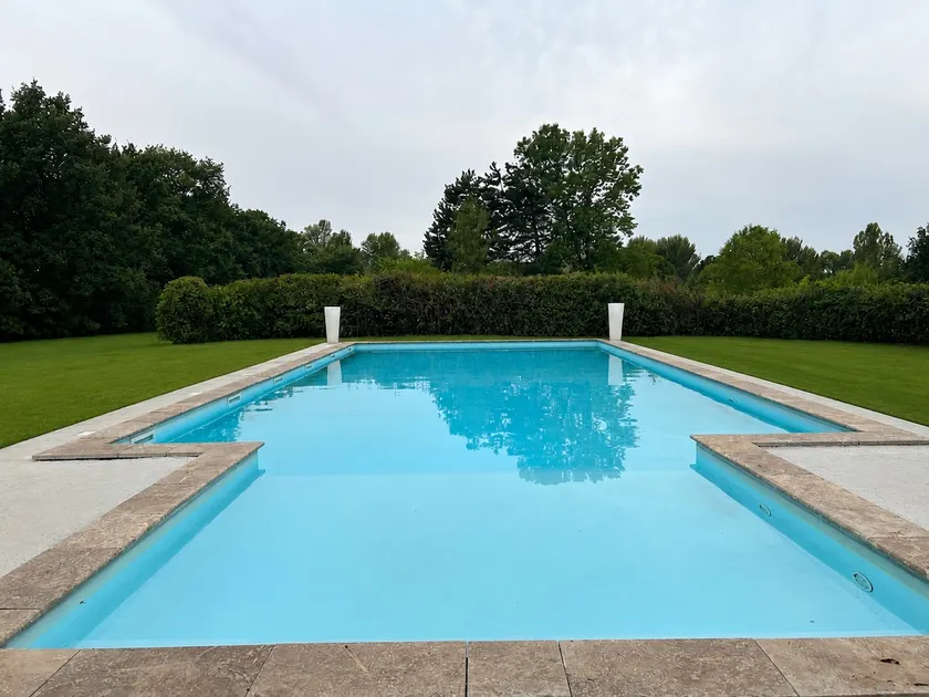Chalet on a 14-hectare estate - Image 1