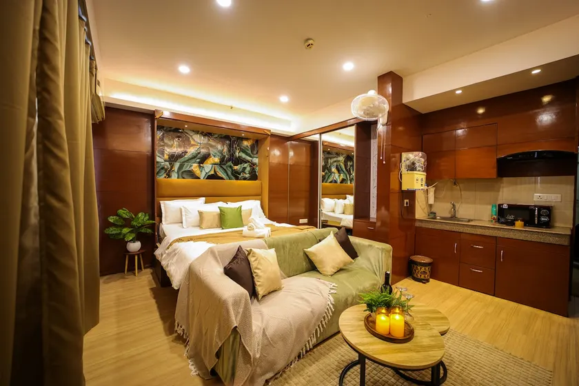 Su Casa | The Pool View Studio - Image 1