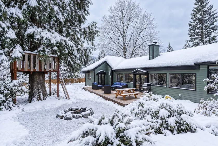 Mt Hood Home Game Room Sleeps 9 Dog-Friendly - Image 1