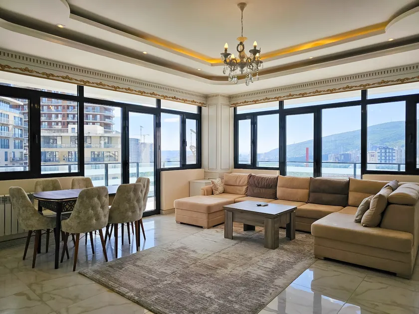 Luxury & Ample 1-Bedroom City-Center - Amazing Balcony - GreenHill Residence - Image 1