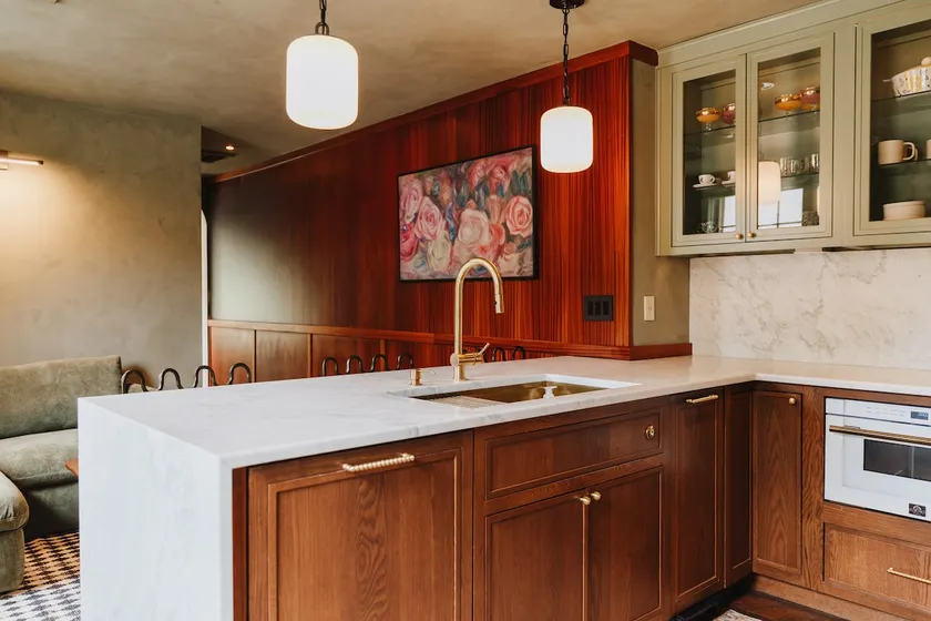 Schuler Suite by PVDBNBs at Brown Bee Coffee - Image 1