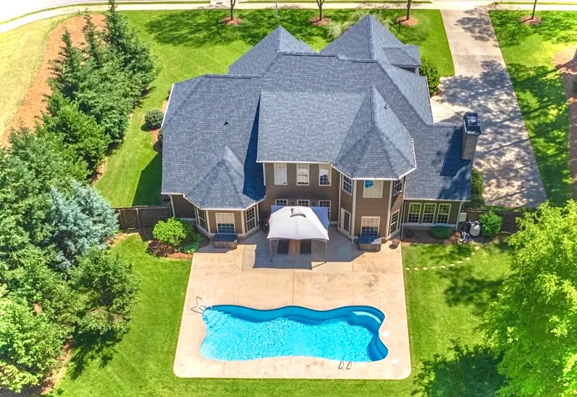 Pura vida -Inspired Villa w/ Private Pool - Image 1