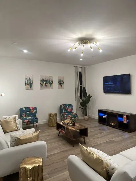 Roseville Smart Home | 5BR Cinema + Game Rm - Image 1