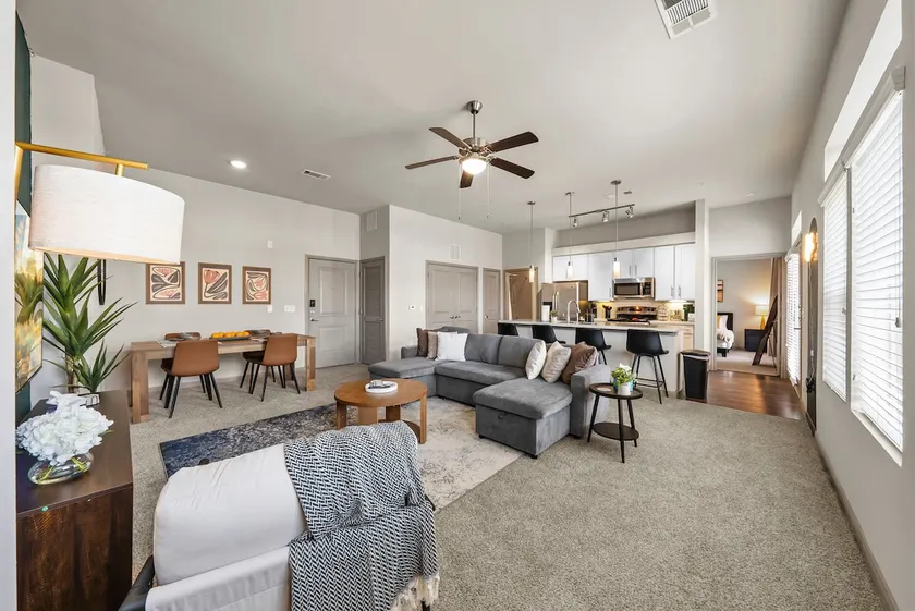 Elegant Apt | Close to DTWN + Airport | Pool/Gym - Image 1
