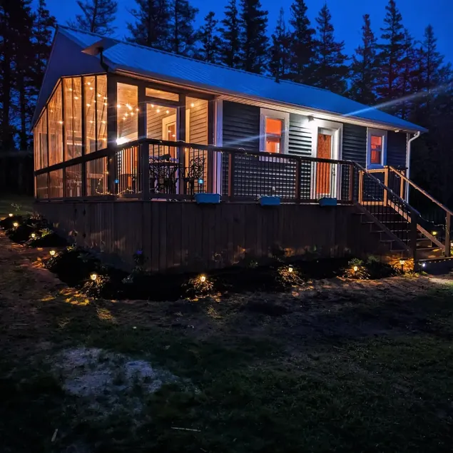 Blue Horizon Cottage - Image 1