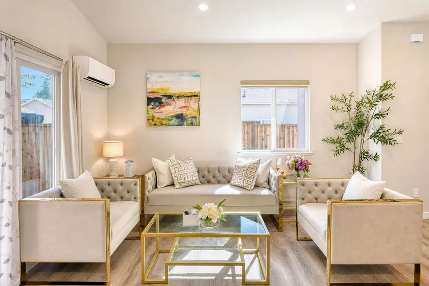 New Modern Guest House | 2BR/1BA | Private Yard - Image 1