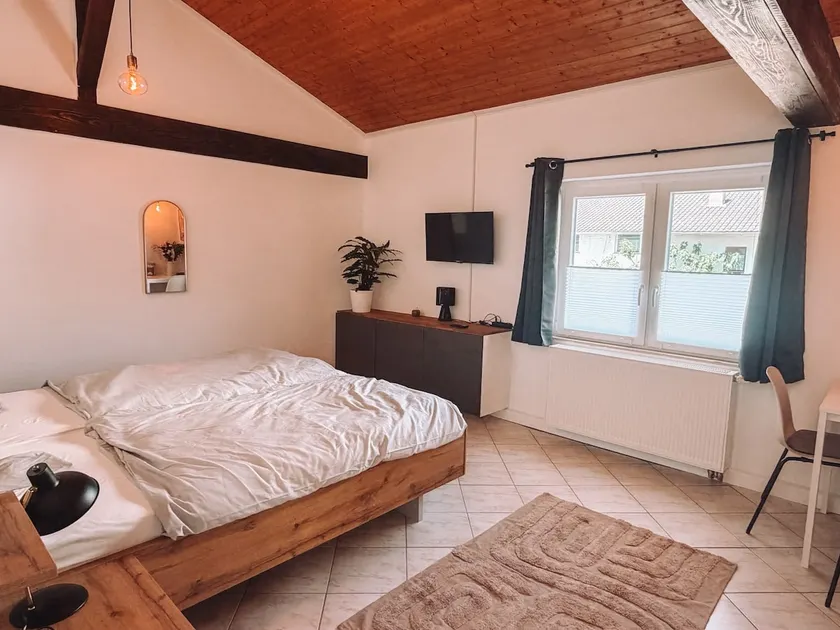 Quiet apartment for 2 | Wine Route & Business - Image 1