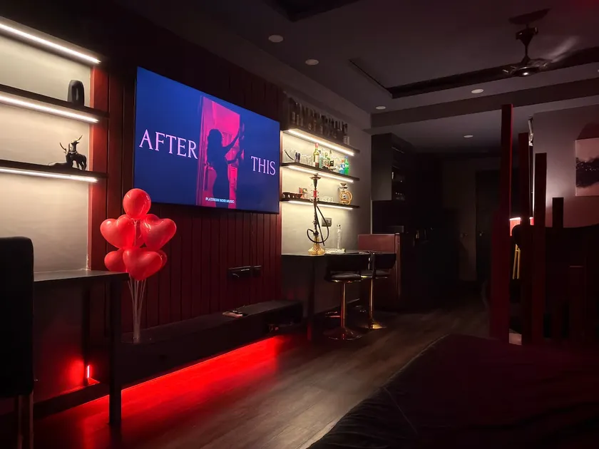 The Luxx Suites for Couples & Party lovers - Image 1