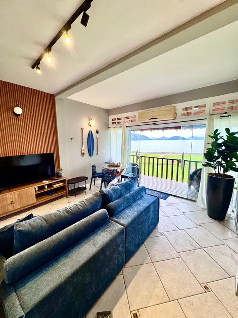 Wonderful oceanfront apartment. - Image 1