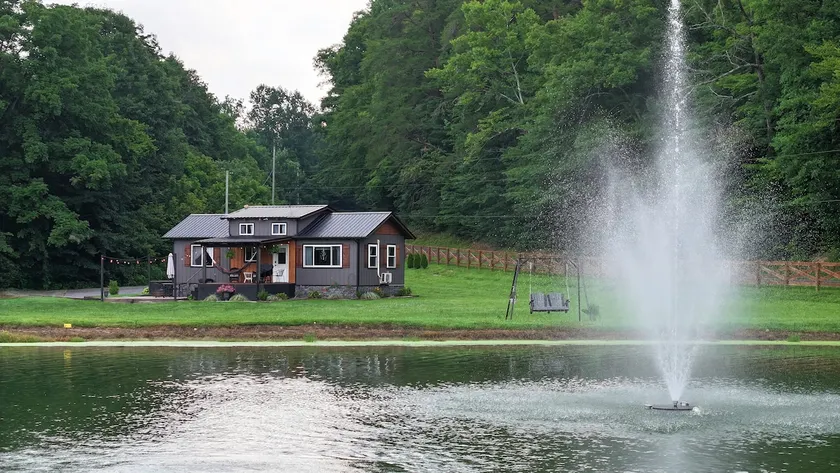 Eagle Lake Cottage - Image 1