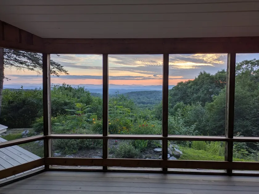 Secluded Vermont Escape | Ski, Hike & Unwind - Image 1