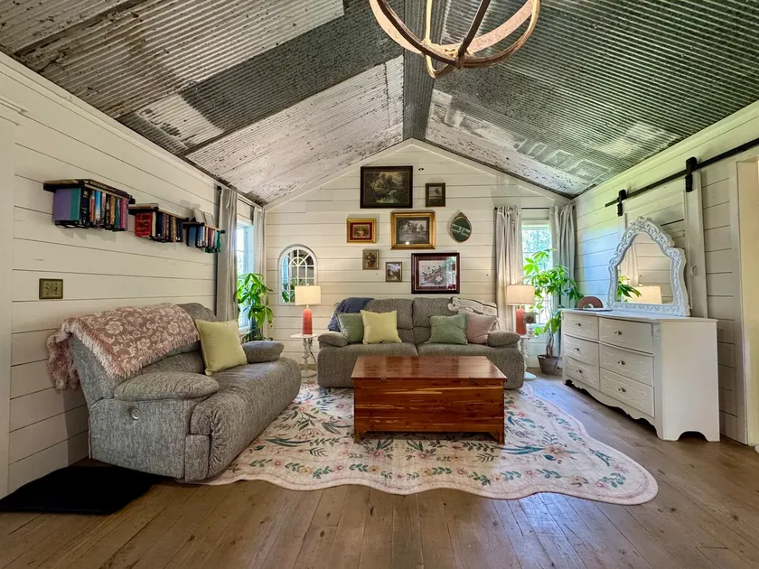 Blossom House - A Storybook Retreat - Image 1