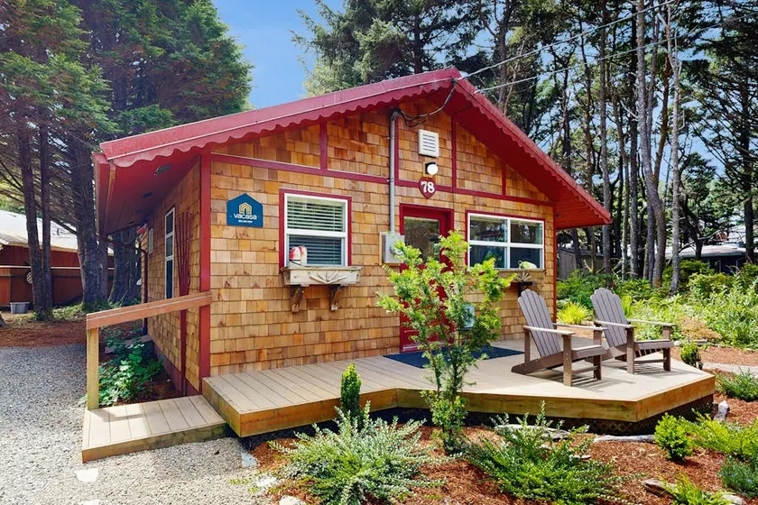 Quaint 1BR Dog Friendly | Deck | Firepit - Image 1