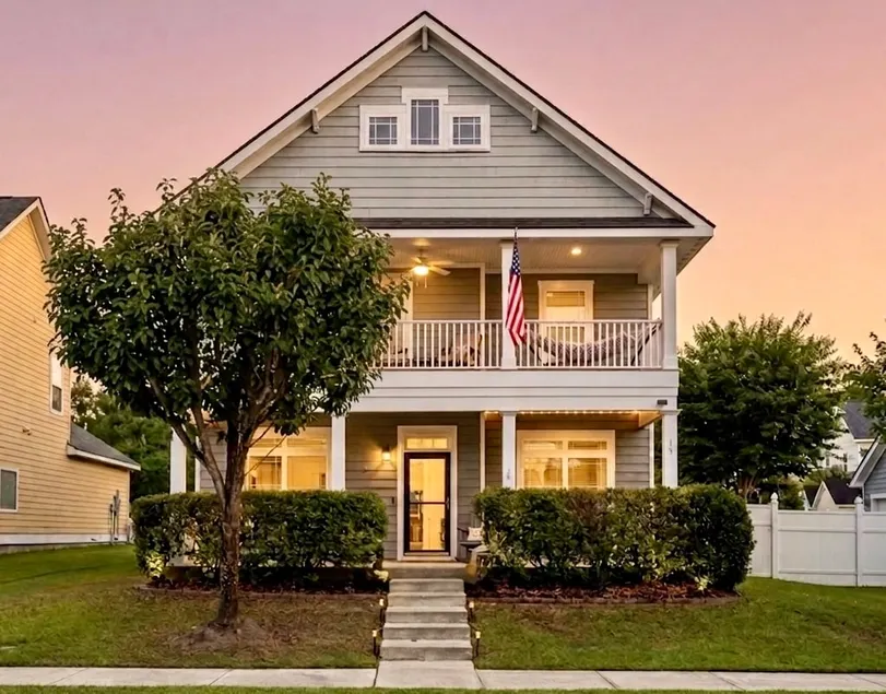Fenced Yard, Pool, Lazy River ~ SAV Area Oasis! - Image 1