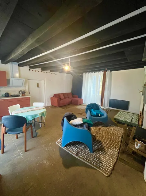 Studio on the ground floor. - Image 1