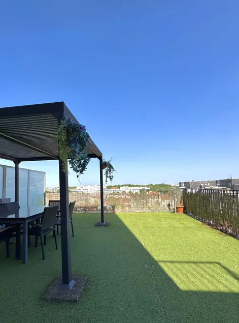 Charming entire apartment - terrace - parking - Image 1