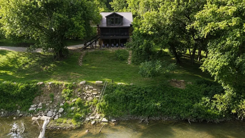 Riverfront, Kayaks, Hot Tub, ATV Trails Nearby - Image 1