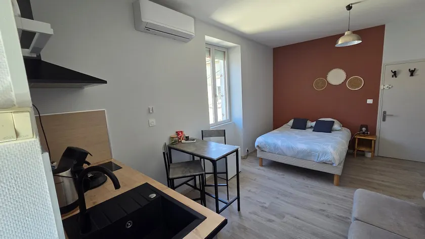 Apartment - Image 1