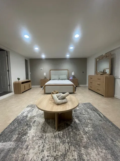 Modern Studio Near Mohegan Sun Casino. - Image 1