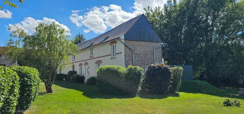 Country house between Paris and Deauville - Image 1