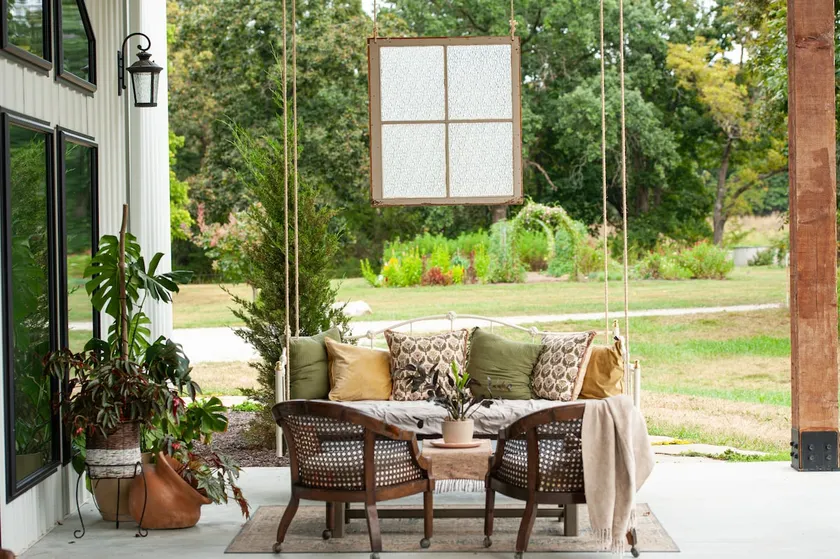 Farm Stay+Eclectic Vintage +Fresh Eggs+EV Charge - Image 1