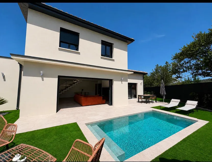 Villa with pool in Clermont l'Hérault - Image 1