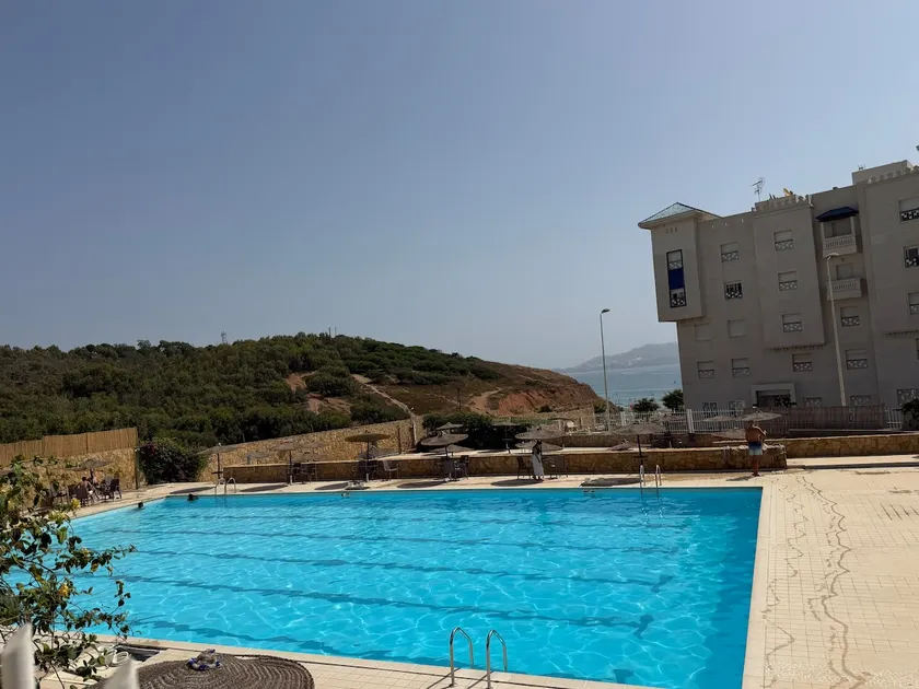 Yanis apartment with pool - Image 1
