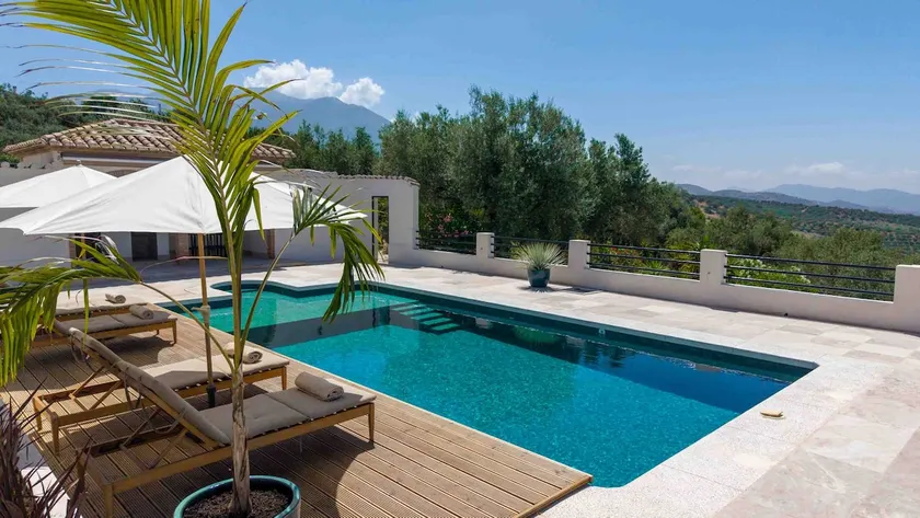 Villa Loua - Image 1