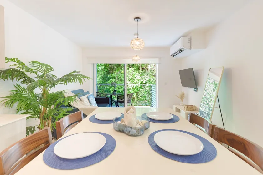Playa Mantas | Elegant Family Condo | 500MB WiFi - Image 1