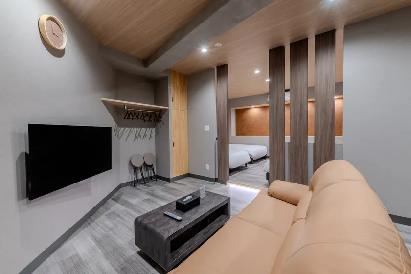 58㎡・Up to 8 people・In Tenmonkan・Floor rental・Great value for large groups・Discount for consecutive nights! [URBAN STAYS Tenmonkan] - Image 1