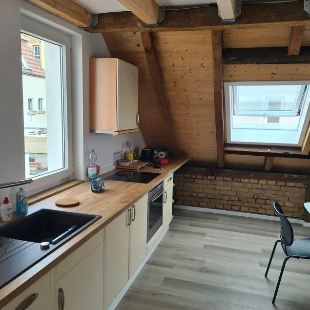 Beautiful loft apartment with large terrace - Image 1