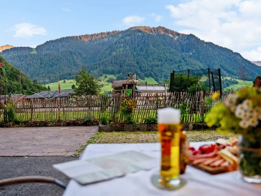 Carolines Appartement Au - Bergblick, Terrasse, Parkplatz, zentraler Punkt zum Ski- und Wandergebiet, Hund willkommen - ideal für Familien und naturverbundene Paare - Image 1