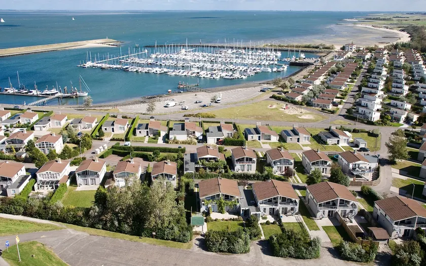 Family Beach Villa Oosterschelde - Image 1