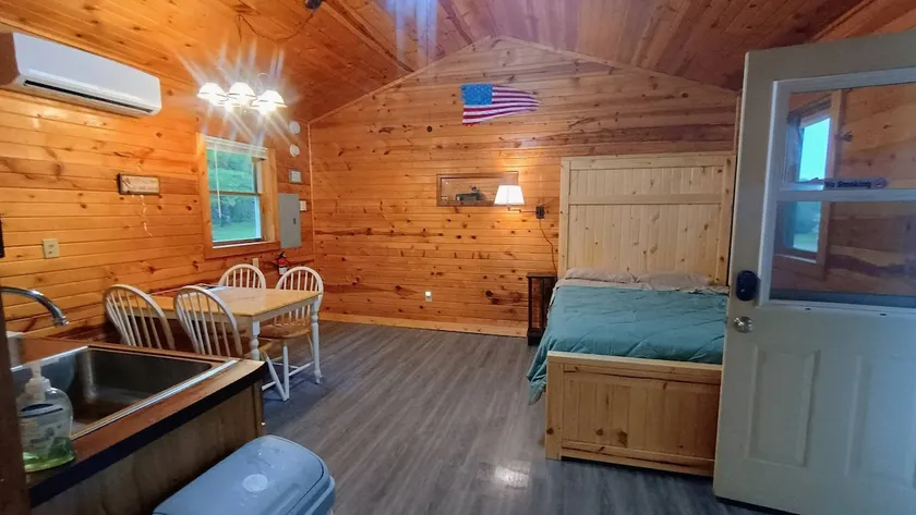 Bear Cabin - Image 1